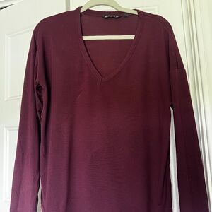Athleta Long Sleeve V-Neck Tee – Merlot Burgundy – Size S